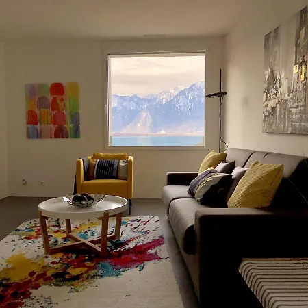 Contemporary Lake View Apartments * Montreux